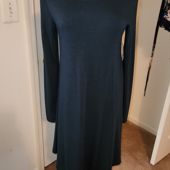 NWT!!! OLD NAVY DRESS!! - Picture 5 of 8
